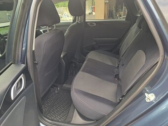 Kia Ceed sporty wagon 1.6 CRDi - 11