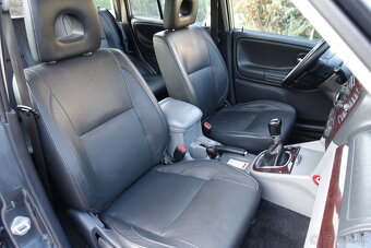 Suzuki Grand Vitara 2.0 TD ABS A/C - 11