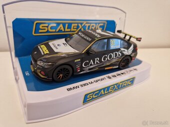 Scalextric autíčka na autodráhu (1:32) - 11