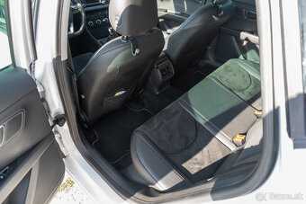 Seat Leon FR 2.0TDI 110kw Nová STK - 11