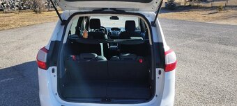 Ford Grand C Max 2.0TDCi - 11