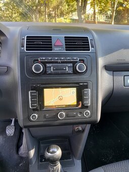 Volkswagen touran - 11