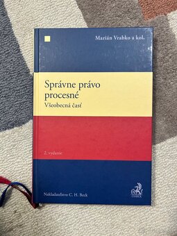 Právnické knihy (PraF UK) - 11