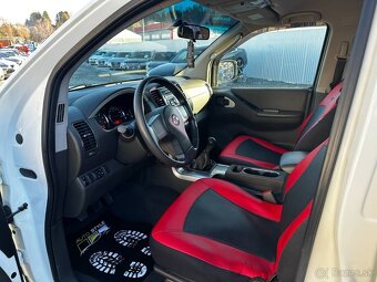 Nissan Pathfinder 2.5 dCi SE ,,7 MIEST  - 11