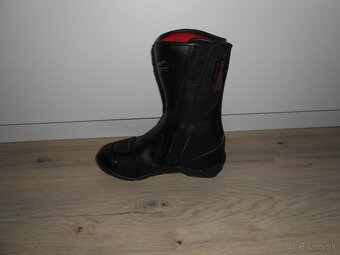 Predam nove damske kozene moto cizmy znacky RST TUNDRA CE - 11