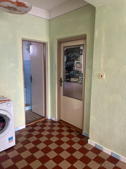 Na predaj 5 izbový,poschodový rodinný dom v Ohradoch - 11