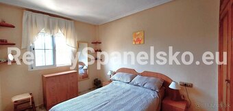 Prodej prostorného domu 3kk s střešní terasou ORIHUELA COSTA - 11