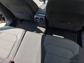 Volkswagen Passat Variant B7 DSG - 11