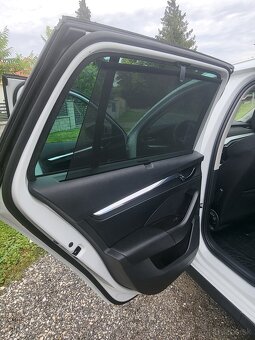 Škoda Octavia Combi 2.0 TDI Scout 4x4 DSG - 11