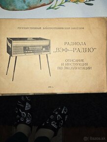 Rádio a písací stroj - 11