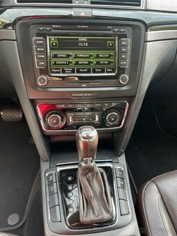 ŠKODA SUPERB 2.0 TDI L&K 4x4 DSG - 11