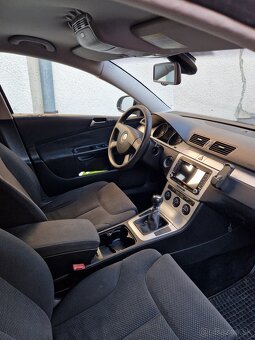 Volkswagen Passat B6 2.0 TDI CR Comfortline - 11