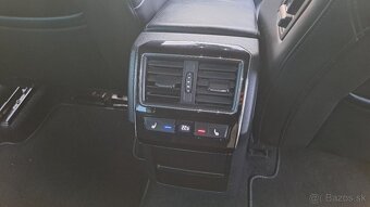 Škoda Superb 2.0 TDI 110kw - 11