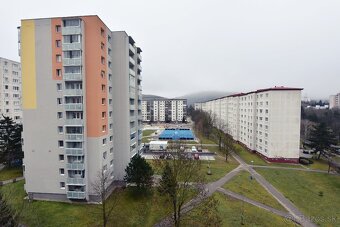 Na predaj 2 izbový byt, Centrum II- Dubnica n./Váhom, balkón - 11