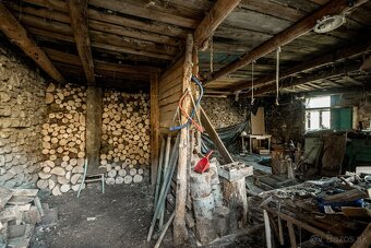 Váš súkromný raj s dychberúcim výhľadom a 9444m2 veľkým poze - 11