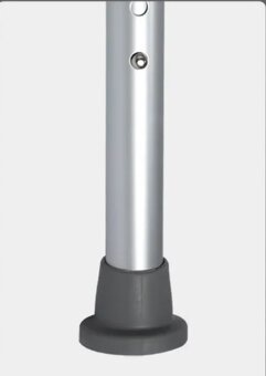 Kúpeľňové kreslo - 11