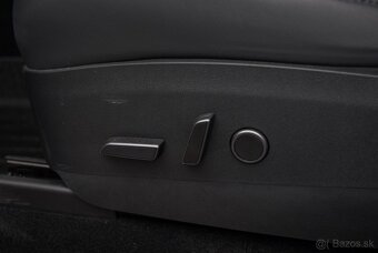 Tesla Model Y Long Range Dual Motor AWD 4x4 - 11