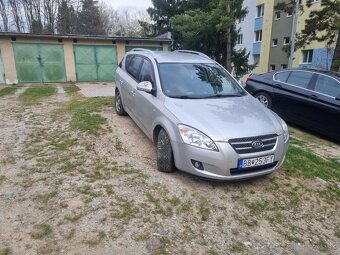 Kia ceed sw - 11