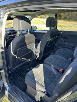Volkswagen Touran 1.6 TDI SCR 115k Comfortline DSG/7 - 11