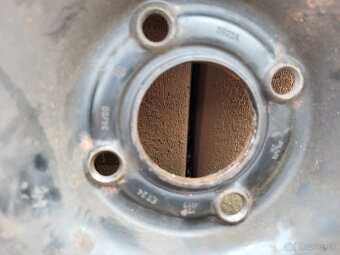 Predam 14" plechové disky 8x pneu boli na Peugeot 306 - 11