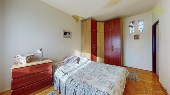 Na predaj rodinný dom v Lučenci v blízkosti parku a gymnázia - 11