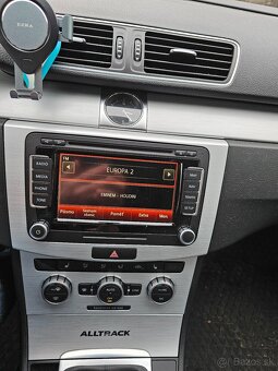Volkswagen Passat Alltrack B7 2.0 TDI Bluemotion - 11
