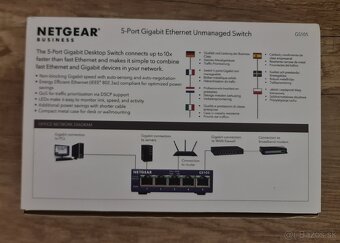 Netgear ProSAFE GS105 GbE switch - 11