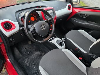 Toyota Aygo AUTOMAT / Benzín / 79 tisíc KM / 2015 - 11