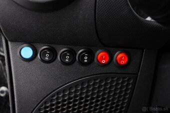 Jeep Wrangler 2.8 CRD Sport A/T - 11