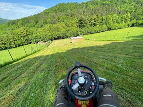 Kosenie trávy, kosenie pozemkov, mulčovanie traktorom - 11