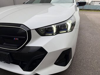 BMW i5 M60 xDrive M Individual - 11
