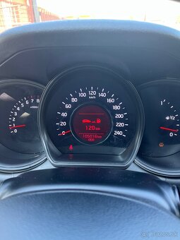 Predám KIA Ceed benzín 1,4 CVVT, 105000km - 11