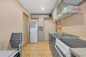 NA PREDAJ - tichý domov s kúskom prírody - byt so záhradkou - 11