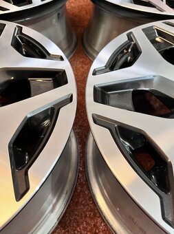 5x114,3 R17 originál Subaru Forester TOP STAV - 11