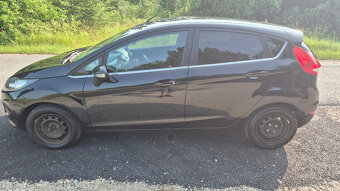 Ford Fiesta - 11