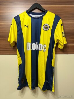 Rôzne futbalove dresy 2 - 11