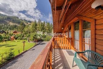 Zabehnutý penzión neďaleko Jasnej s veľkým pozemkom - 11