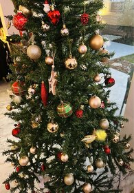 Vianocny stromcek aj s ozdobami povianocna- akcia - 11