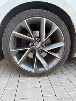 Predám Škoda Superb Combi III 2.0TDi DSG Sportline - 11
