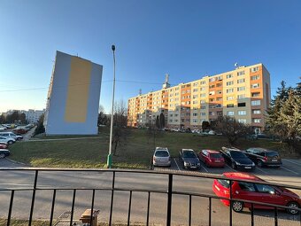 NA PREDAJ VEĽKÝ, PRIESTRANNÝ RODINNÝ DOM, PRIEVIDZA - 11