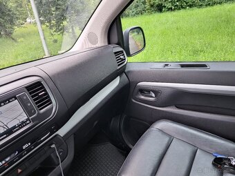 Toyota Proace 2.0 D-4D 180 Comfort L1 Extra A/T - 11