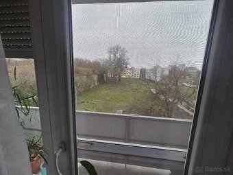 1-IZBOVÝ BYT S BALKÓNOM V KN. - 11