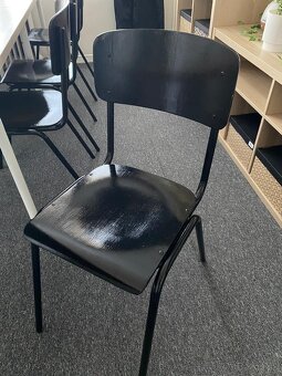 Lavice, stôl a stoličky - 11