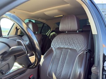 BMW Rad 7 740d xDrive A/T - 11