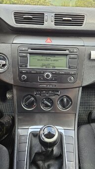 Volkswagen Passat B6 Variant 1.9 TDI BKC bez DPF - 11