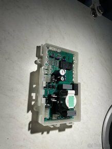 Jura diely- elektroniky, sparovacky a atd - 11