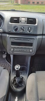 Škoda Roomster 1,2 TSI - 11