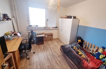 S krásnym výhľadom, útulný 3.izb.byt na predaj s loggiou, 73 - 11
