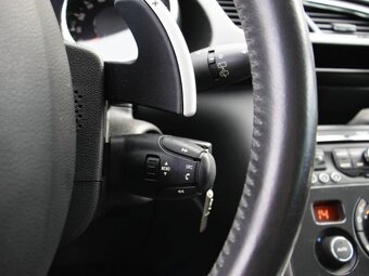 Peugeot 3008 - 11