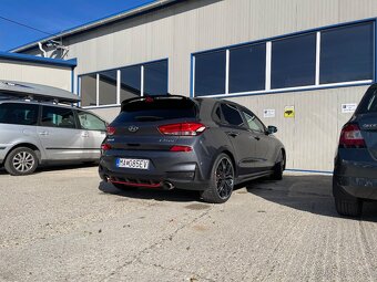 Hyundai i30N - 11